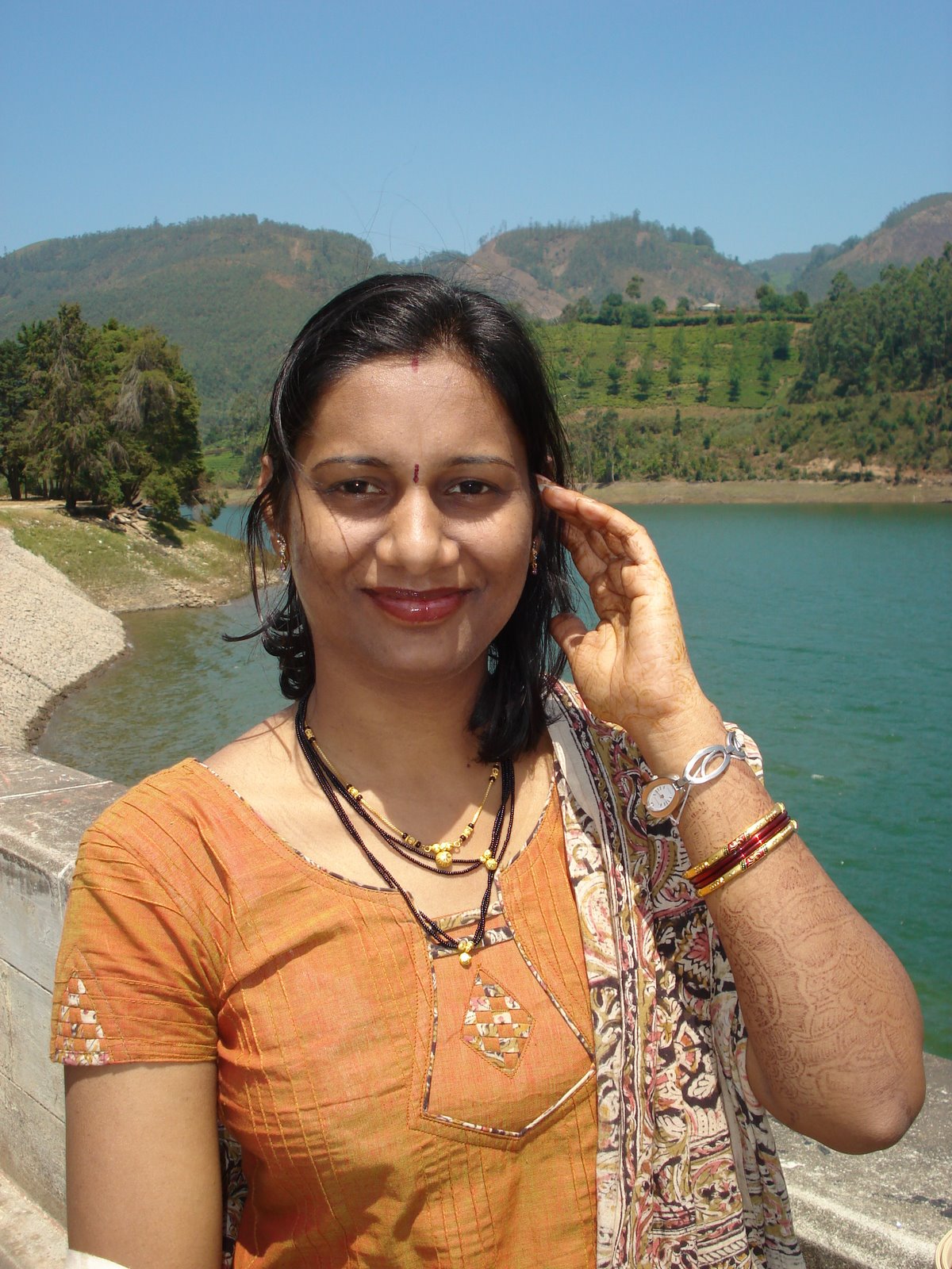 Tamil House Wife-brown Sudi photo